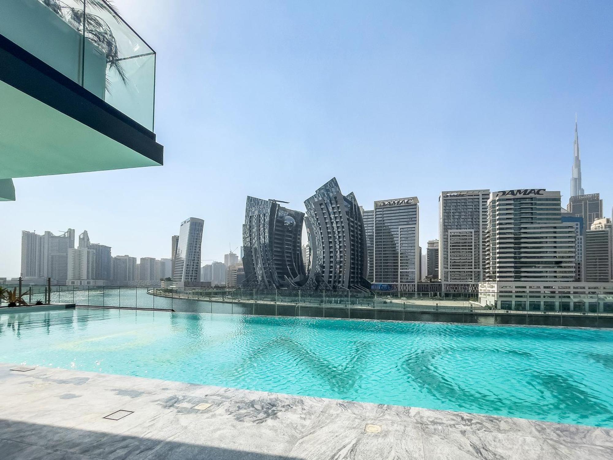 Furnished Apartment Binghatti Canal - Burj Khalifa View, Dubai Exterior foto